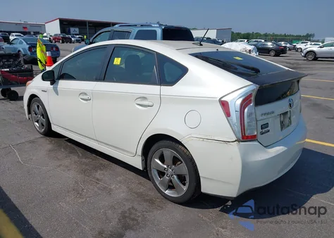 2013 Toyota Prius Three Se z USA, uszkodzony, nr VIN JTDKN3DU8D5601612
